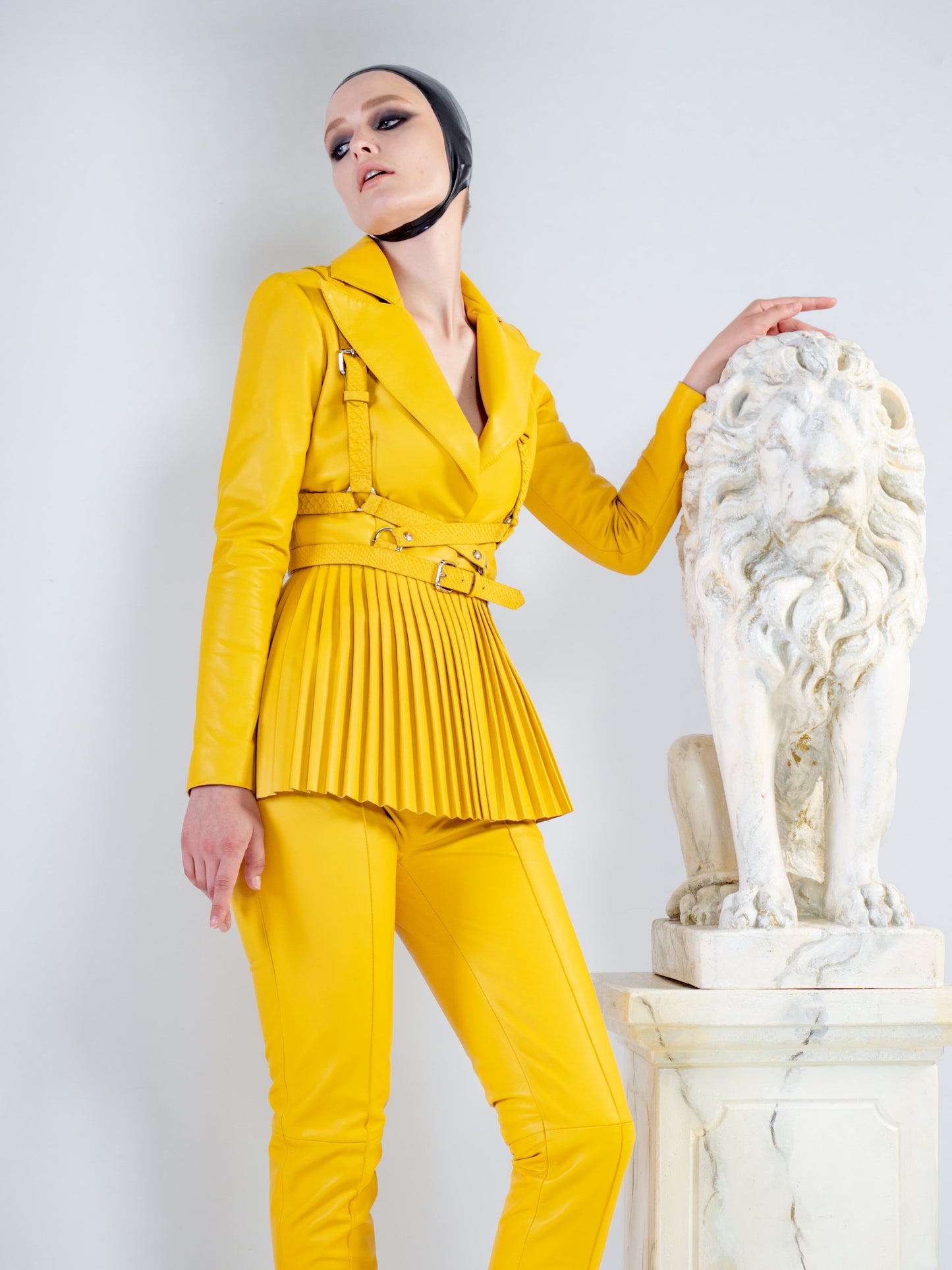 PRITCH  - Pleated blazer yellow - UK 8/US4